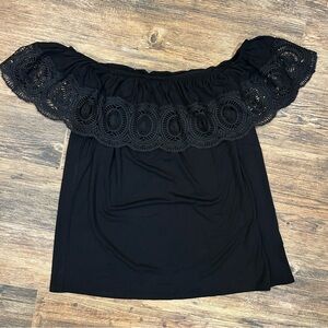 Adrianna Papell Black Off-Shoulder Crochet Lace Top – Size M